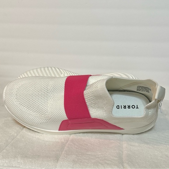 NWT Torrid Womens Shoes Elastic Knit Sneaker White Pink WIDE WIDTH Size 9.5 - Picture 9 of 16